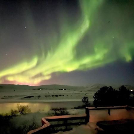 Bakkakot Lake Side Lodge Selfoss Ngoại thất bức ảnh