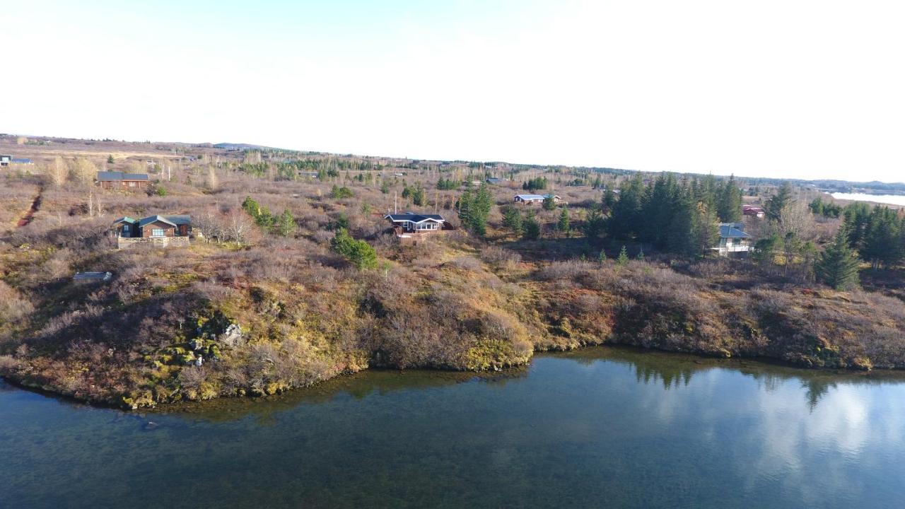 Bakkakot Lake Side Lodge Selfoss Ngoại thất bức ảnh