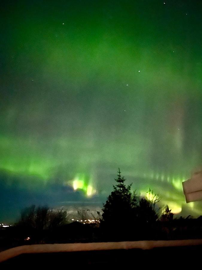 Bakkakot Lake Side Lodge Selfoss Ngoại thất bức ảnh